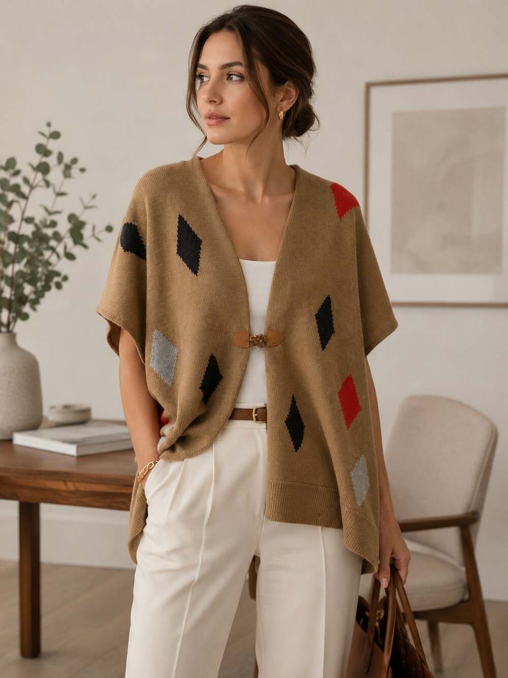 Trina Turk 100% Merino Wool Diamond Print Poncho Cape Wrap One Size Luxe